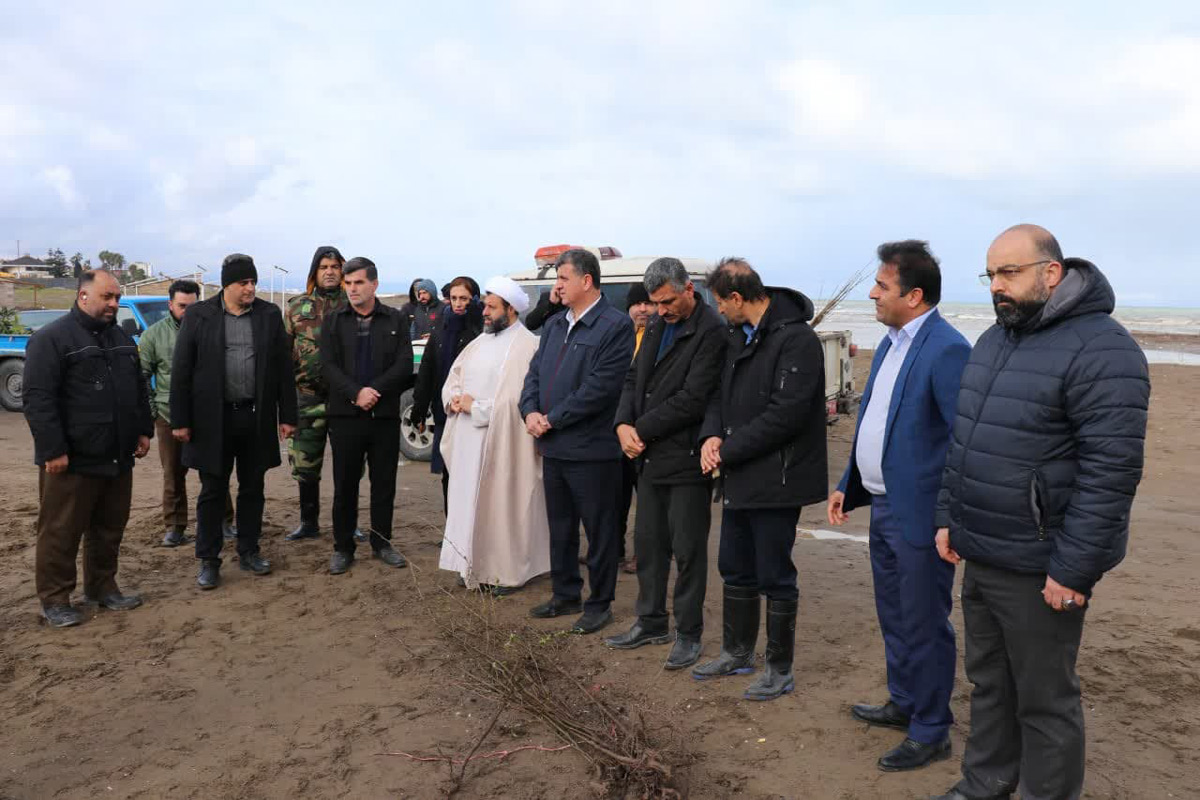 هفته درختکاری در راستای طرح مردمی کاشت ۱ میلیارد نهال